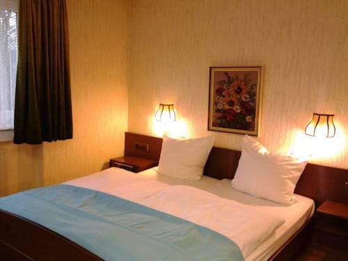S&L Hotel Neuss Ngoại thất bức ảnh