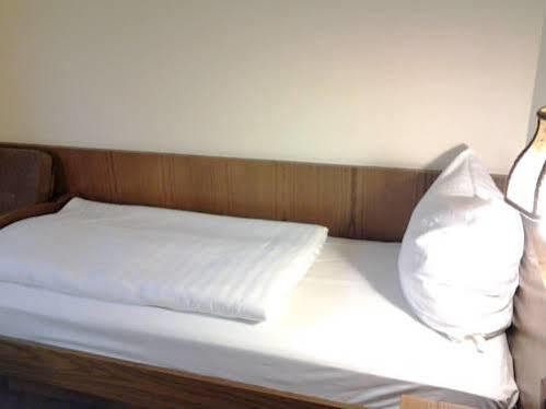 S&L Hotel Neuss Ngoại thất bức ảnh